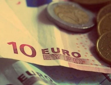 Eurostat: 12,5% λιγότερο από τους άντρες αμείβονται οι γυναίκες στην Ελλάδα